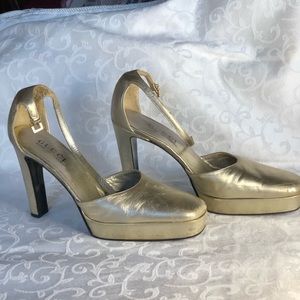 Vintage Gucci Gold platform shoes by Tom Ford 1996